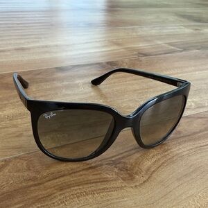 Ray-Ban Glossy Black Women's Sunglasses